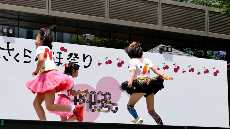 さくらんぼんBom 日本一さくらんぼ祭り　市役所前ステージ 2015/6/21 17:02