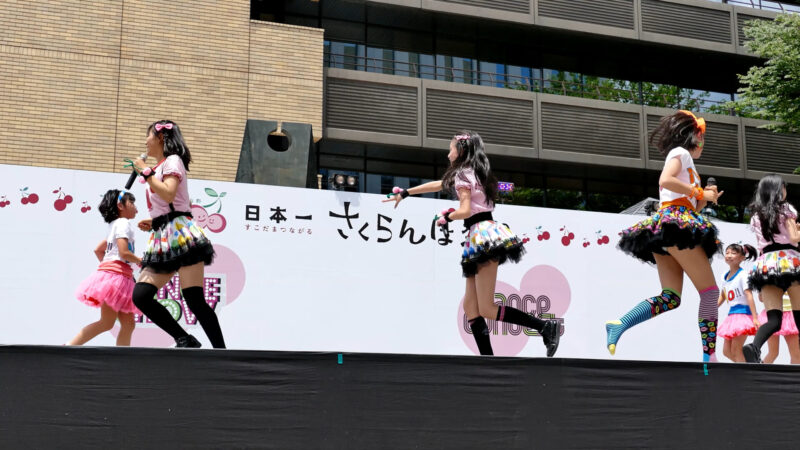 さくらんぼんBom 日本一さくらんぼ祭り　市役所前ステージ 2015/6/21 20:39